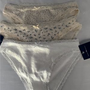 Brandy Melville pantys set